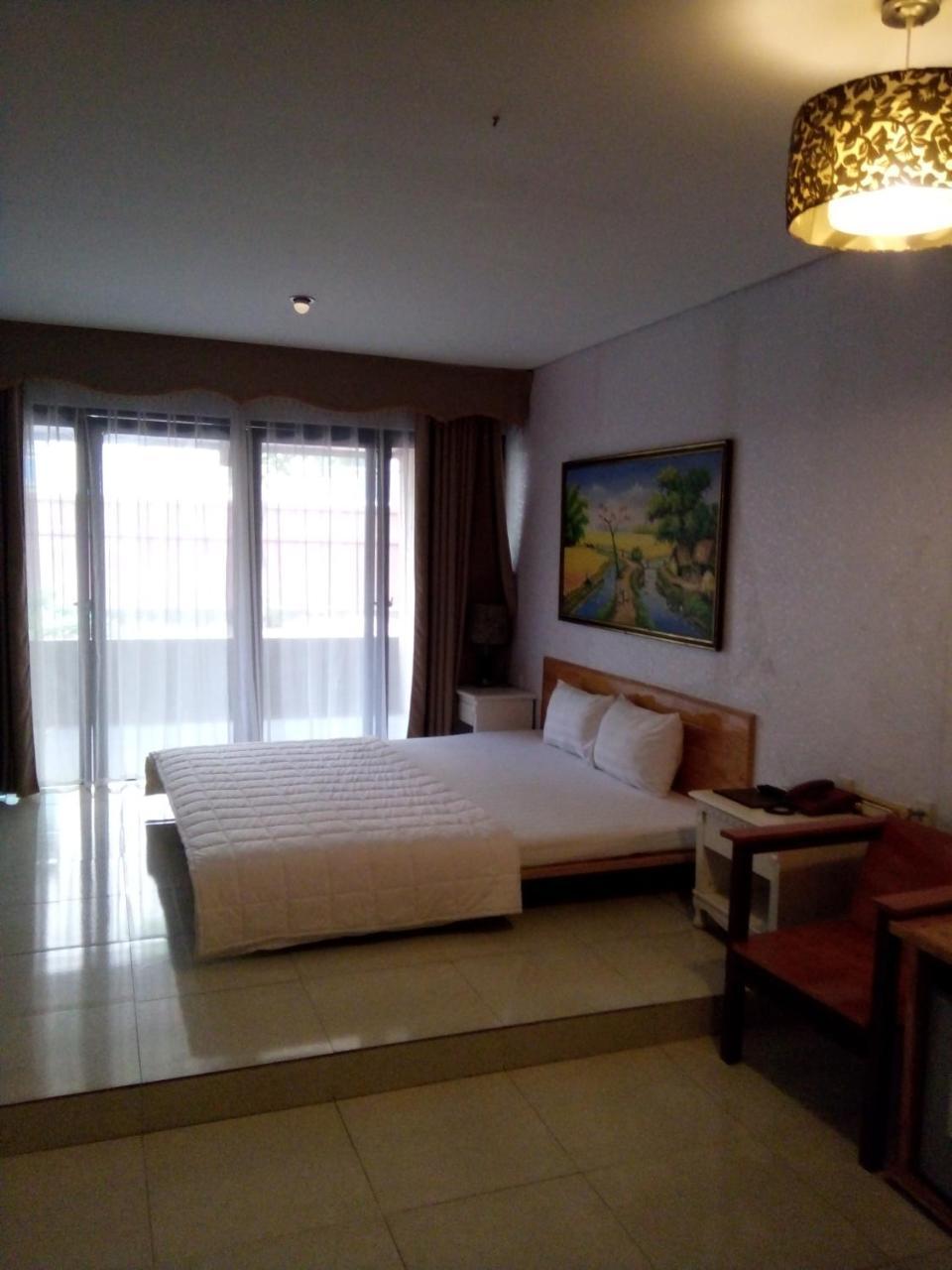 Khach San Thuong Mai Hotel Yen Thinh Exterior photo